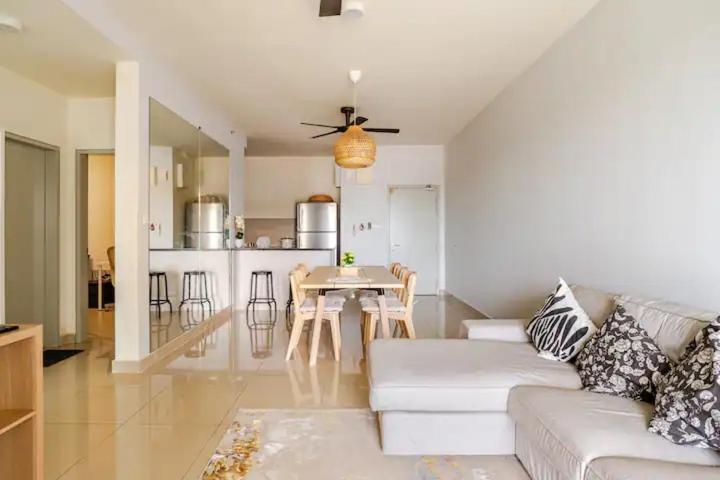 Suasana Residensi Damai Appartement Petaling Jaya Buitenkant foto
